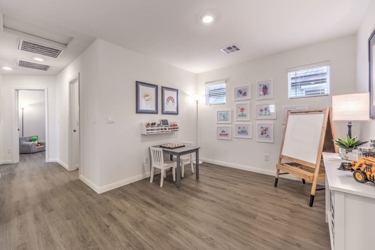 Rental Homes in Mountain's Edge View our Shadow Bay Photos